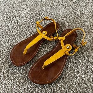 Rampage Brown and Yellow Sandals 🐞